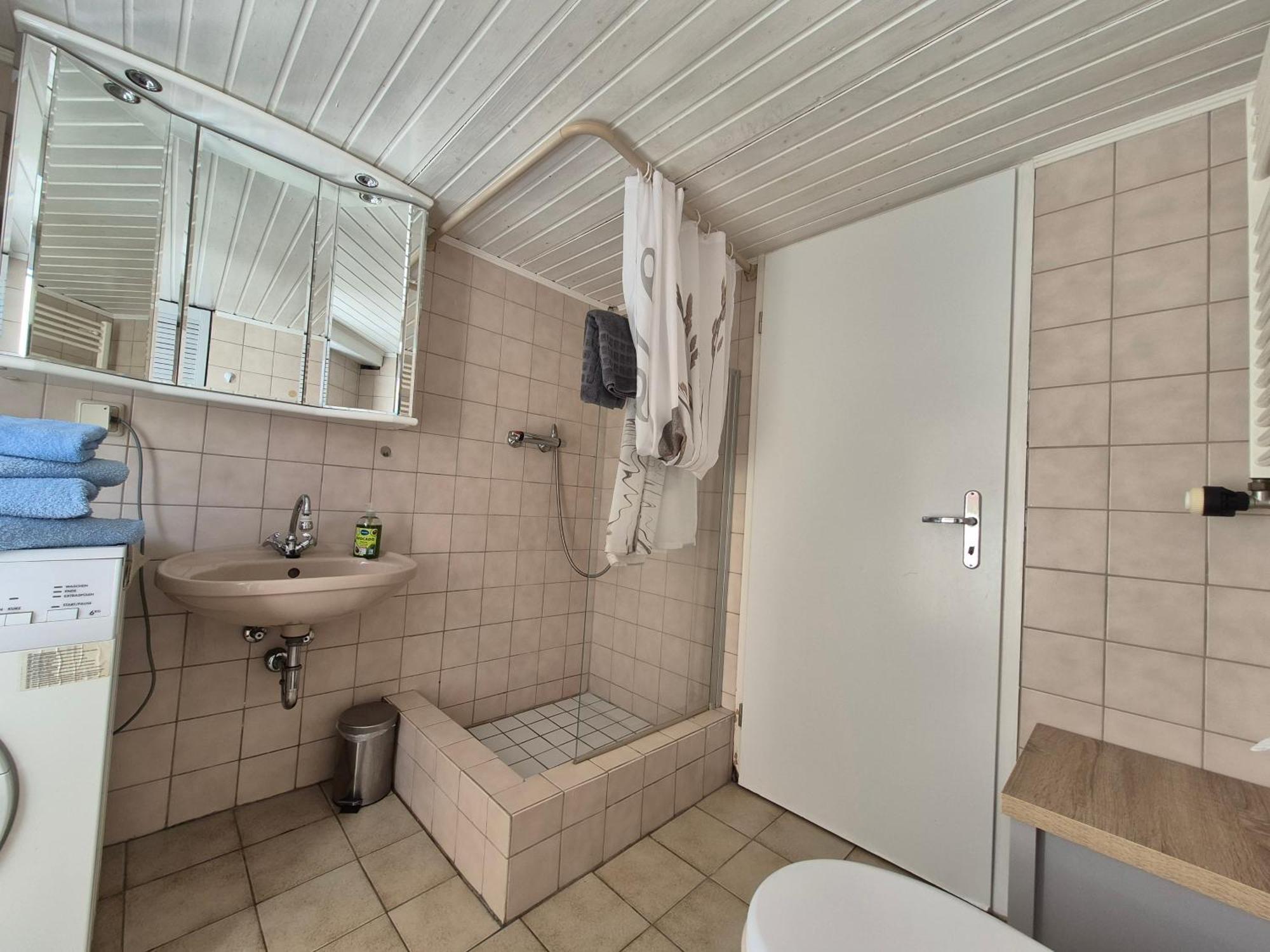 Untergeschoss, Kaelder, Basement In Ruhiger Wohngegend Apartment Flensburg Ngoại thất bức ảnh